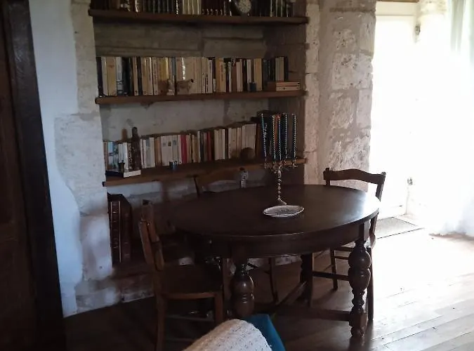 Les 3 Toitures Ecogite Le Luquet Beauzeil 82 Gospodarstwo wiejskie